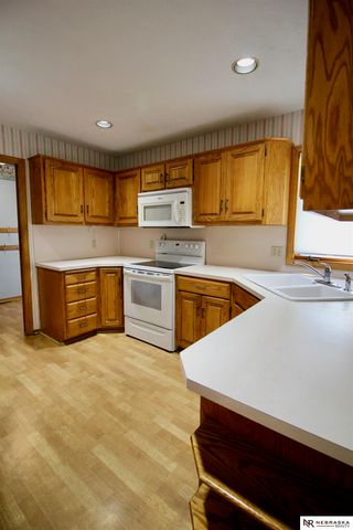 4604 Ridgeway Road, Omaha, NE 68134