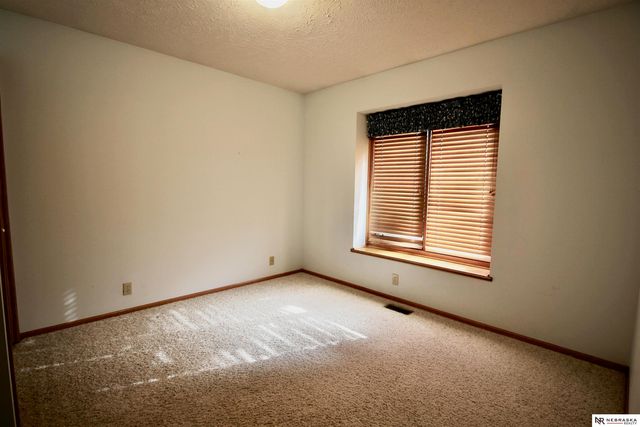 4604 Ridgeway Road, Omaha, NE 68134