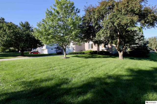 4604 Ridgeway Road, Omaha, NE 68134