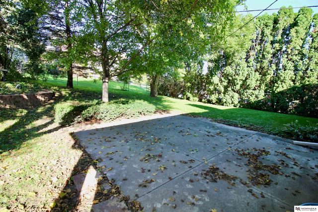 4604 Ridgeway Road, Omaha, NE 68134