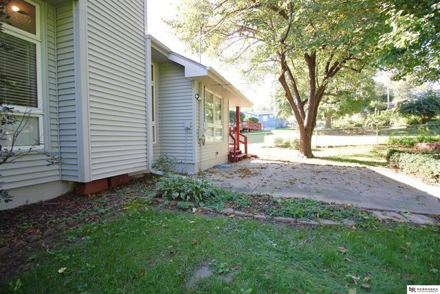 4604 Ridgeway Road, Omaha, NE 68134