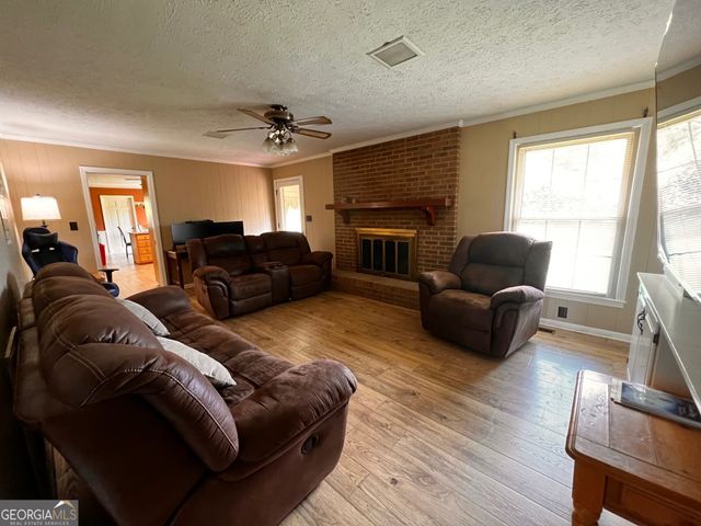 105 Olympia Drive, Thomaston, GA 30286