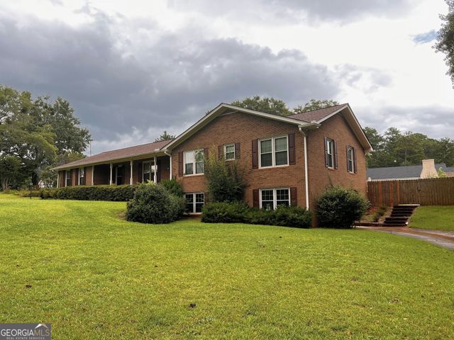 105 Olympia Drive, Thomaston, GA 30286