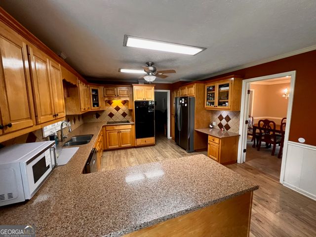 105 Olympia Drive, Thomaston, GA 30286