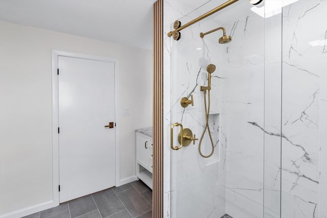 5 Lafayette Avenue, Lawrence, MA 01843