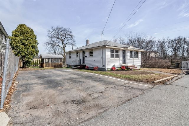 5 Lafayette Avenue, Lawrence, MA 01843