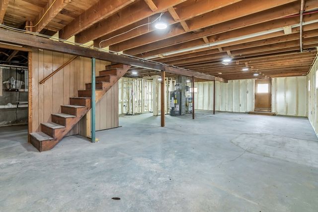 5 Lafayette Avenue, Lawrence, MA 01843