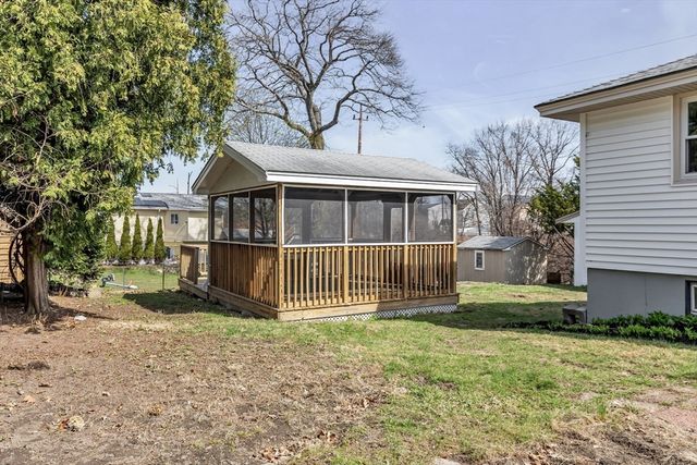 5 Lafayette Avenue, Lawrence, MA 01843