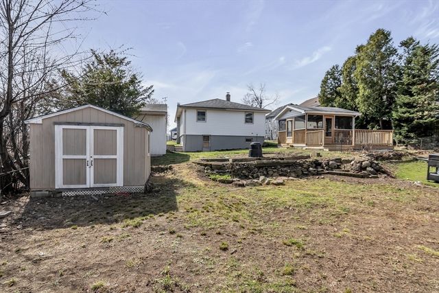 5 Lafayette Avenue, Lawrence, MA 01843