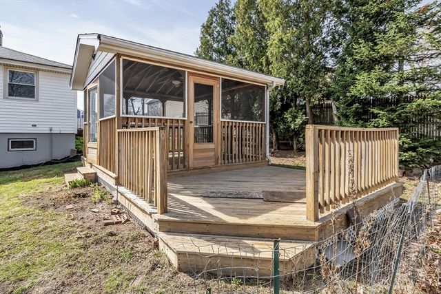 5 Lafayette Avenue, Lawrence, MA 01843