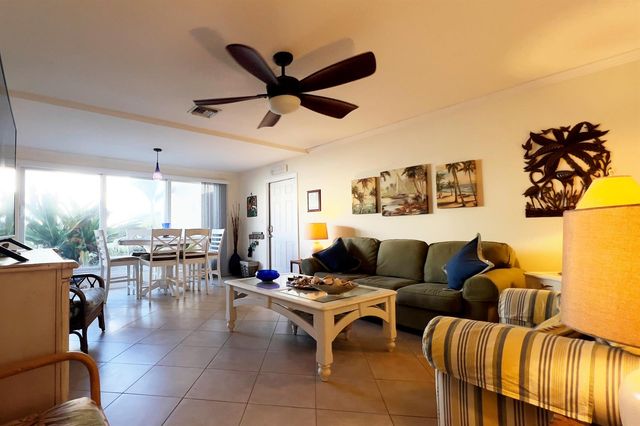 3541 NE Ocean Boulevard NE 15, Hutchinson Island, FL 34957