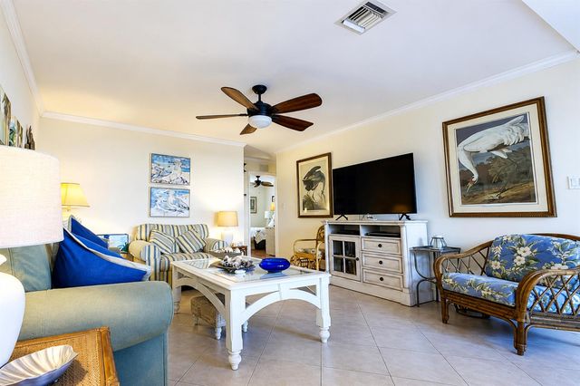 3541 NE Ocean Boulevard NE 15, Hutchinson Island, FL 34957