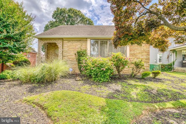 4620 CONVENT LN, Philadelphia, PA 19114
