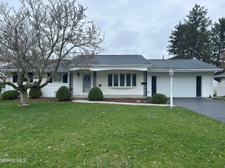 1642 Cherry Lane, Findlay, OH 45840