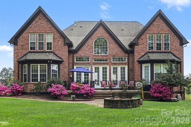 14515 Davis Trace Drive, Mint Hill, NC 28227