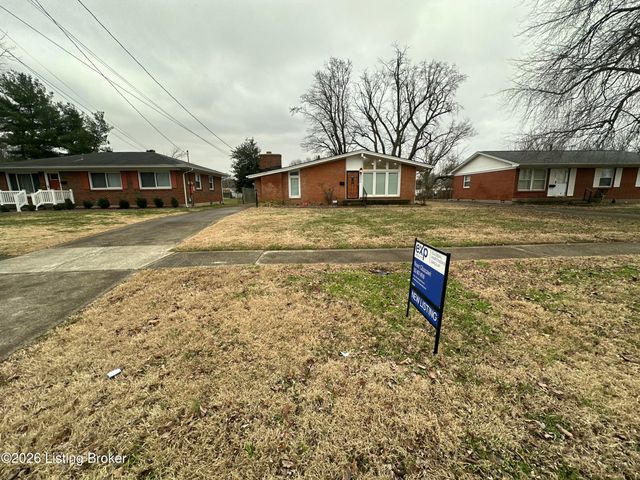 4806 Mid Dr, Louisville, KY 40272