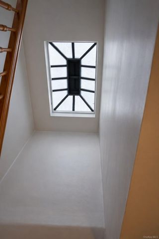 1679 Gates Avenue, Ridgewood, NY 11385