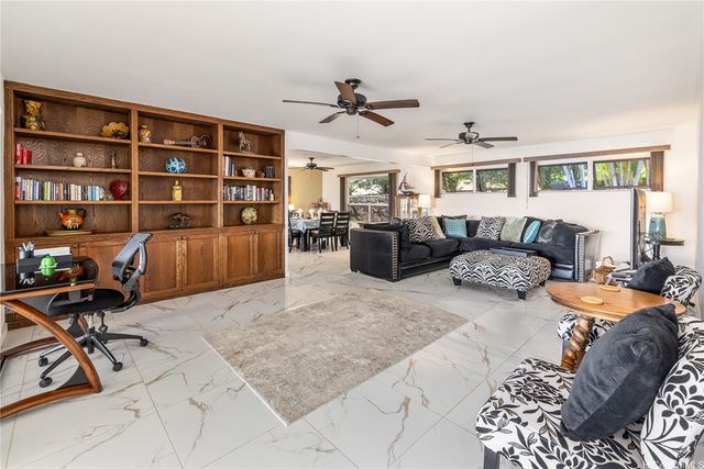 1410 Ehupua Street, Honolulu, HI 96821