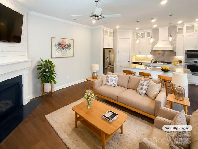 11005 Cobb Creek Court, Charlotte, NC 28277