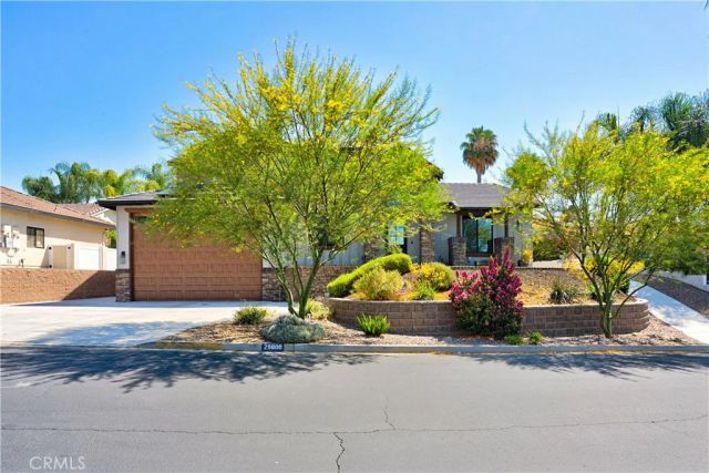 29800 Redwood Drive, Canyon Lake, CA 92587