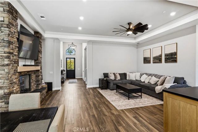 29800 Redwood Drive, Canyon Lake, CA 92587