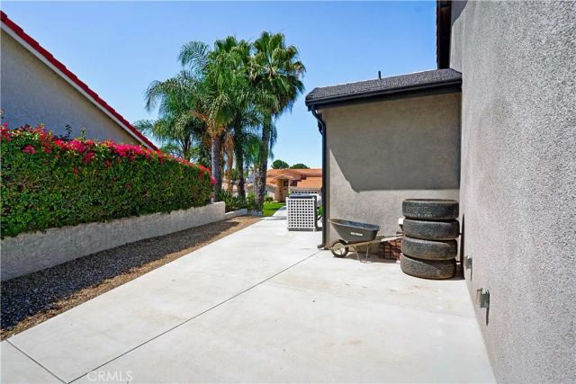 29800 Redwood Drive, Canyon Lake, CA 92587
