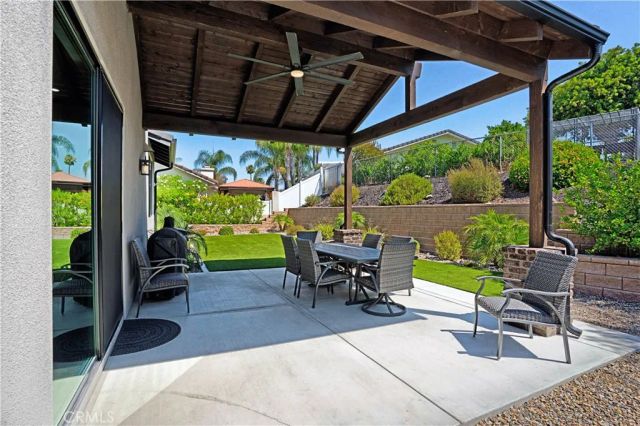29800 Redwood Drive, Canyon Lake, CA 92587