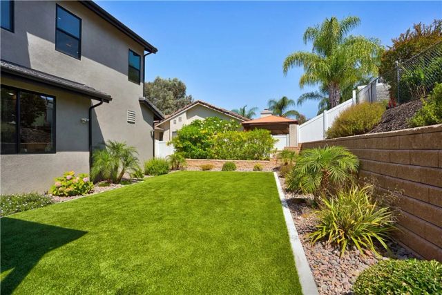 29800 Redwood Drive, Canyon Lake, CA 92587