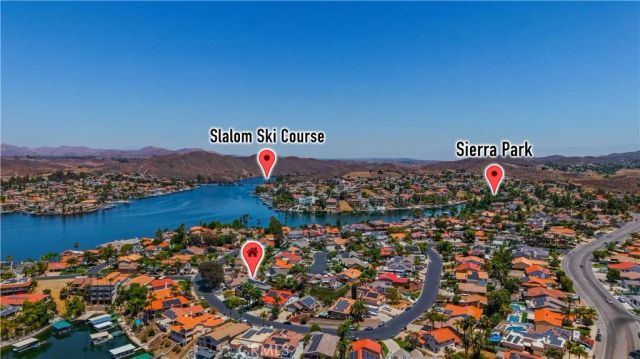 29800 Redwood Drive, Canyon Lake, CA 92587