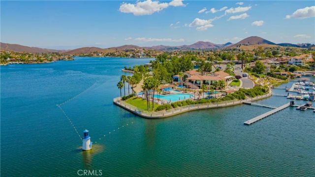 29800 Redwood Drive, Canyon Lake, CA 92587