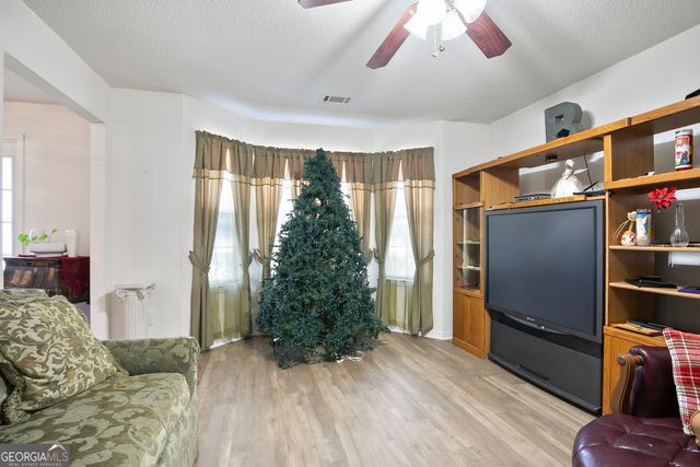 3405 Spring Chase Lane, Ellenwood, GA 30294