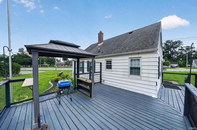 17675 State Road 23 Road, South Bend, IN 46635