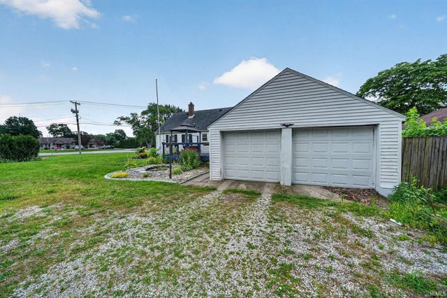 17675 State Road 23 Road, South Bend, IN 46635
