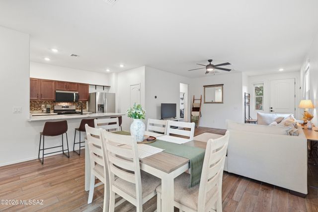 10494 W Waveland Drive, Marana, AZ 85653
