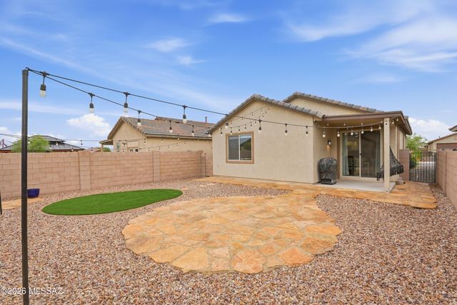 10494 W Waveland Drive, Marana, AZ 85653