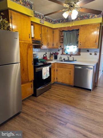 613 WALLACE AVE, Roebling, NJ 08554