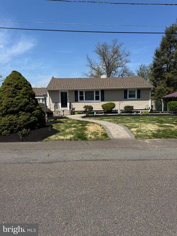 613 WALLACE AVE, Roebling, NJ 08554