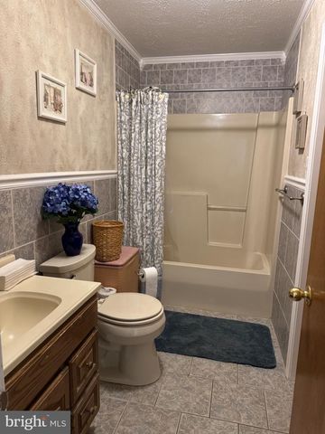 613 WALLACE AVE, Roebling, NJ 08554