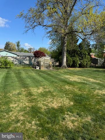 613 WALLACE AVE, Roebling, NJ 08554