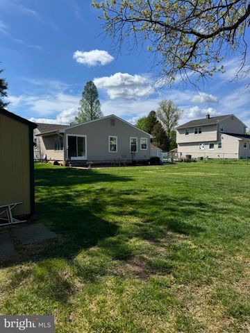 613 WALLACE AVE, Roebling, NJ 08554