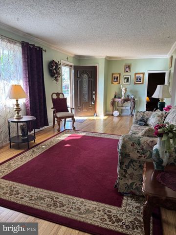 613 WALLACE AVE, Roebling, NJ 08554