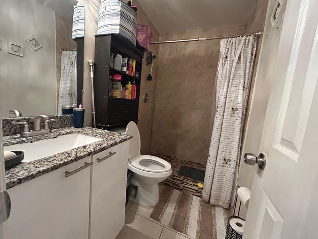 1530 SW 68th Ave, North Lauderdale, FL 33068