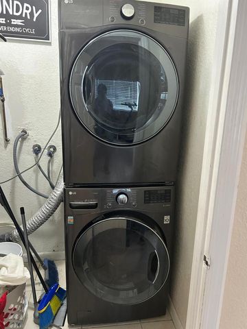 1530 SW 68th Ave, North Lauderdale, FL 33068