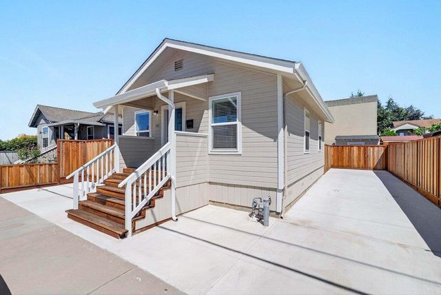 152 Grove Street, Watsonville, CA 95076