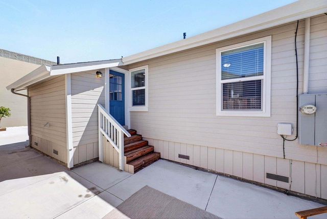 152 Grove Street, Watsonville, CA 95076