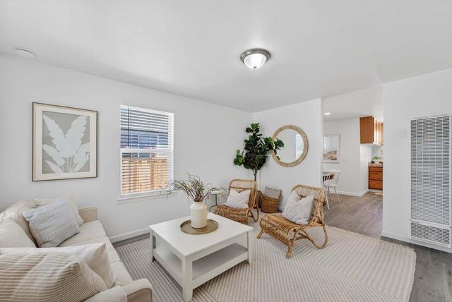 152 Grove Street, Watsonville, CA 95076