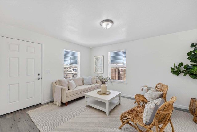 152 Grove Street, Watsonville, CA 95076