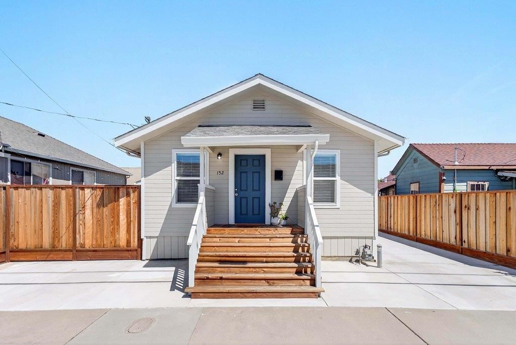 152 Grove Street, Watsonville, CA 95076