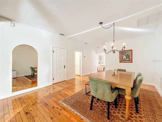 1209 CLOUSER AVENUE, Orlando, FL 32804