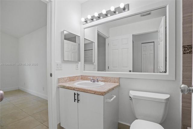 10610 SW 158th Ct 208, Miami, FL 33196